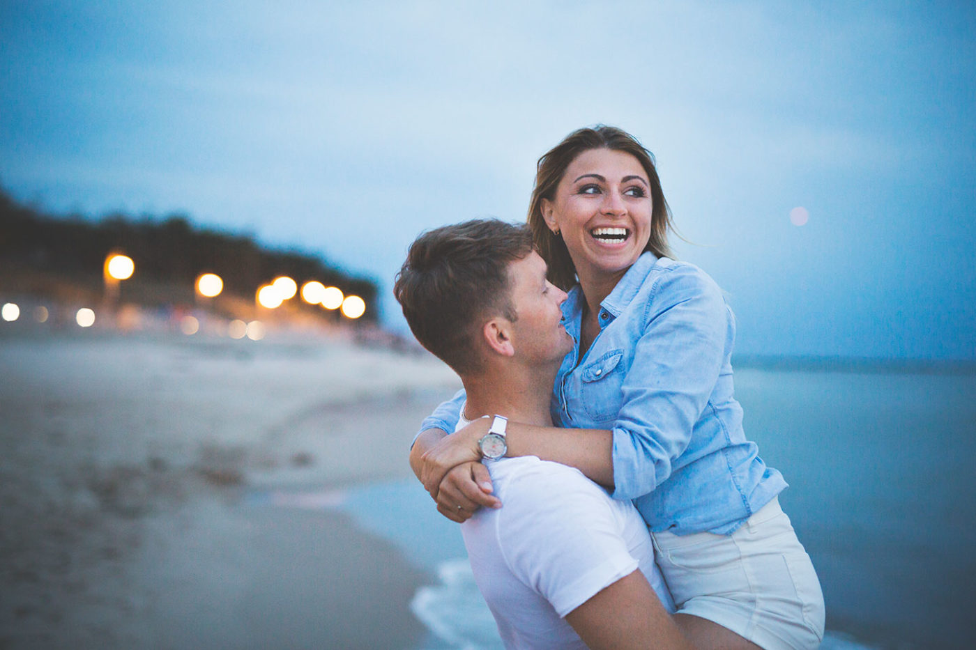 Sesja narzeczeńska na plaży Ustka Rowy